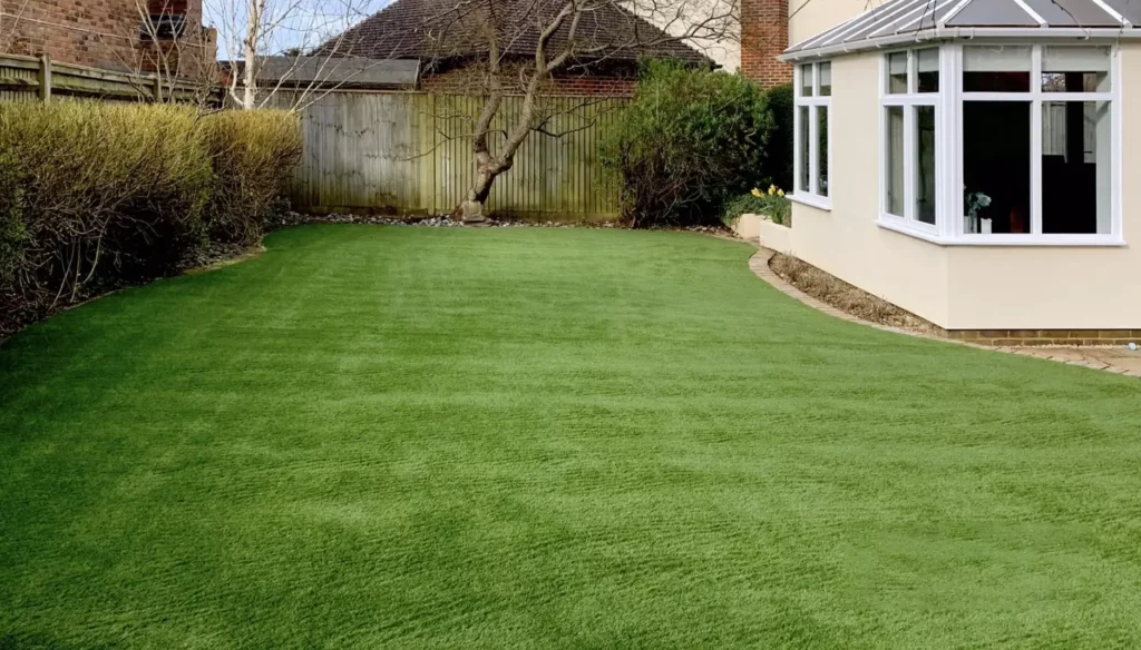 Artificial lawn