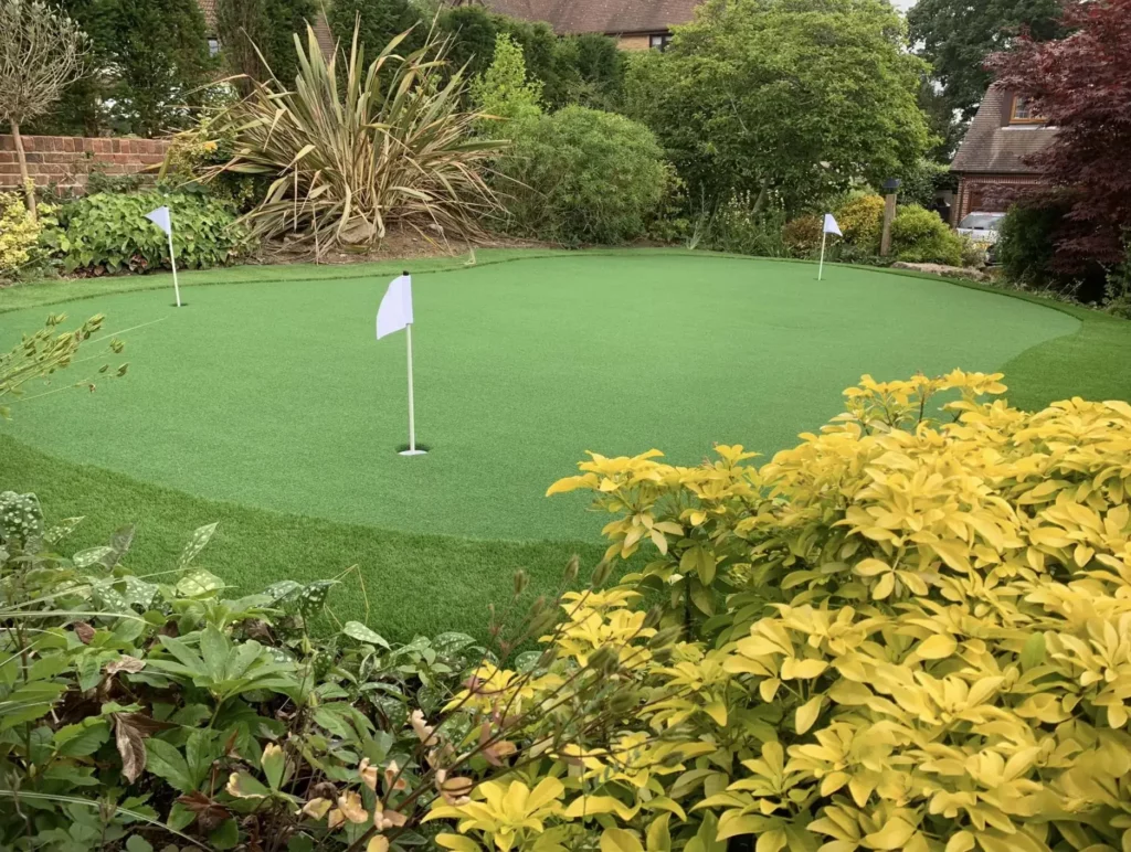 Putting Lawn